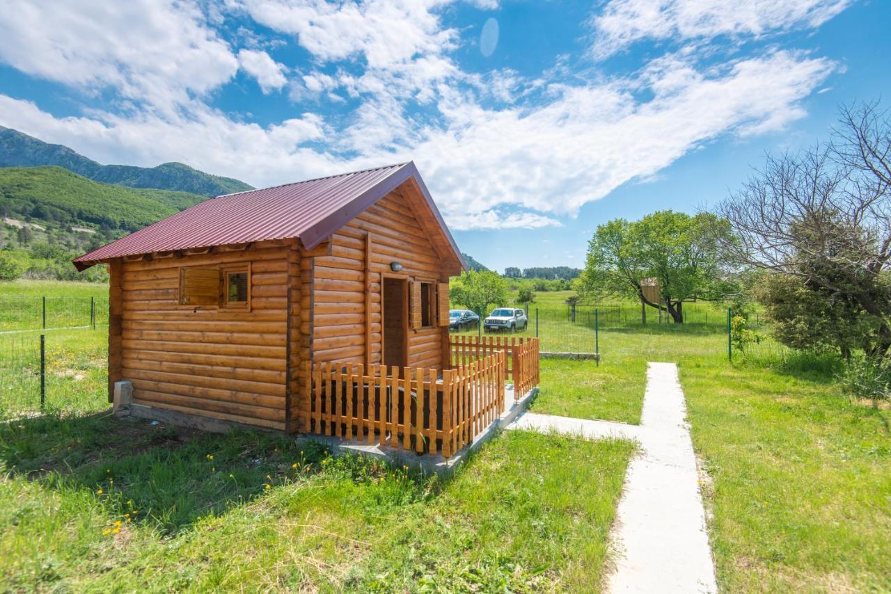 Lovcen Mountain Cottages Njegusi Екстериор снимка